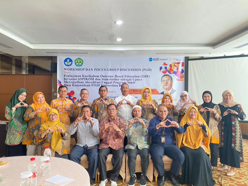 Workshop dan Focus Group Discussion (FGD) FISIP Universitas Riau: Tema Peninjauan Kurikulum Melalui Outcome Base Education (OBE)