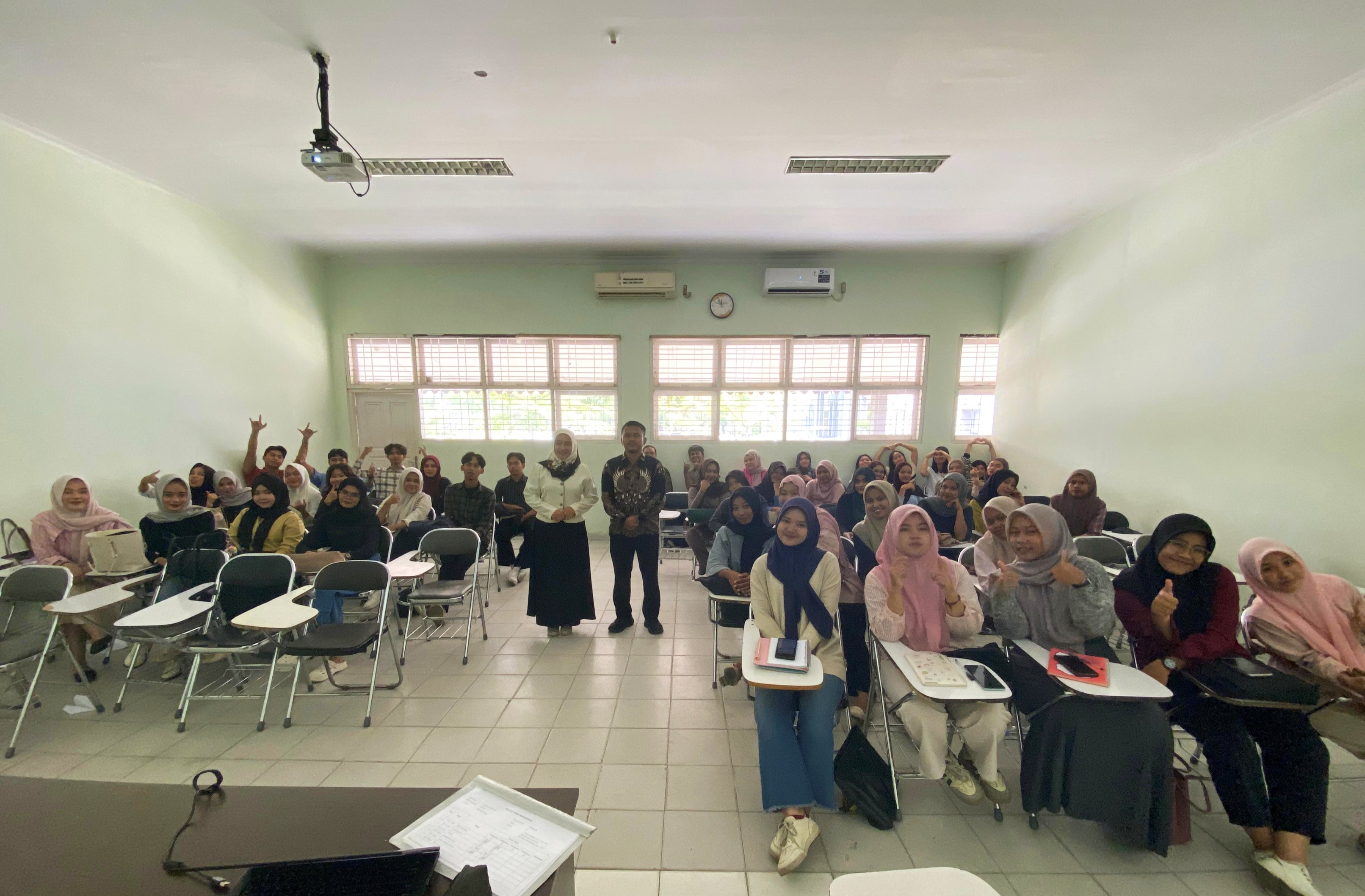 Guest Lecturer from Pemol Discusses Technological Innovation in Addressing Environmental Issues