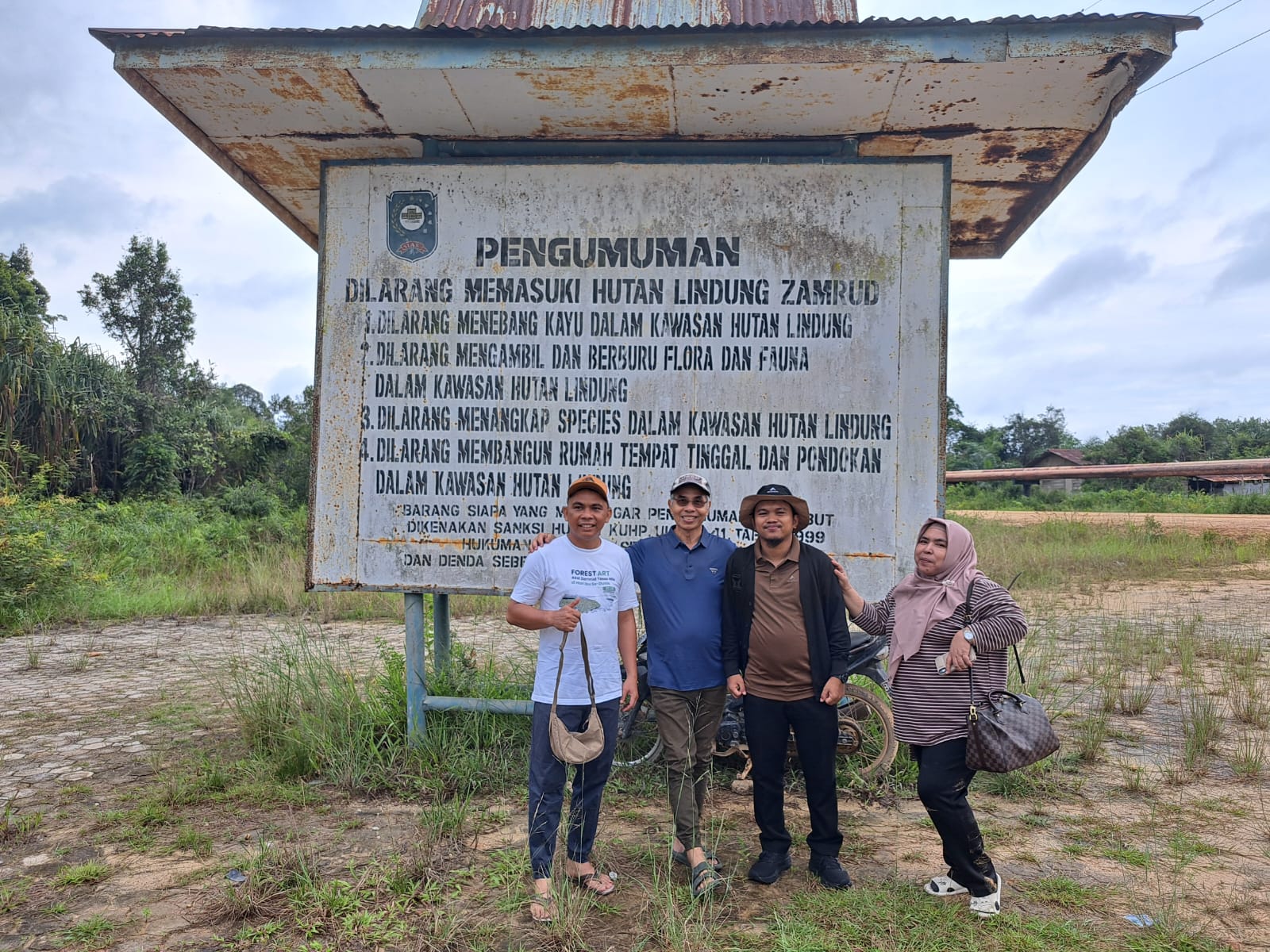 JEDA DAN KEHILANGAN, Sepanjang Ingatan Dayun-Zamrud