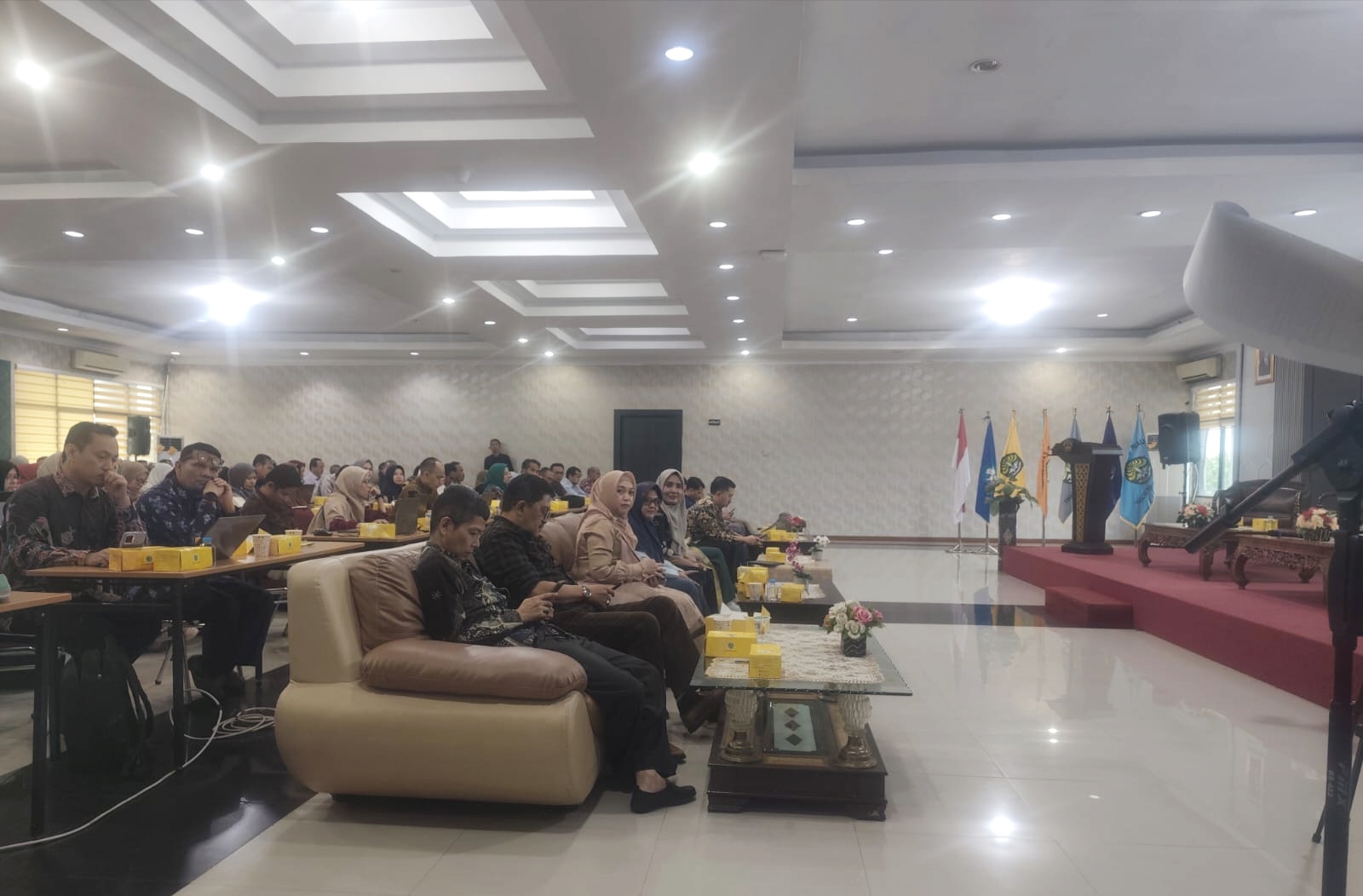 Perkuat Tata Kelola, FISIP UNRI Ikuti Sosialisasi Disiplin ASN dan PPPK