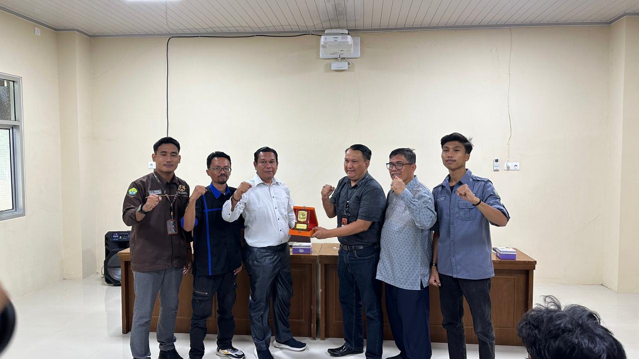Pererat Silaturahmi, Kelembagaan Mahasiswa FISIP UNRI Kunjungi FISIP Universitas Andalas