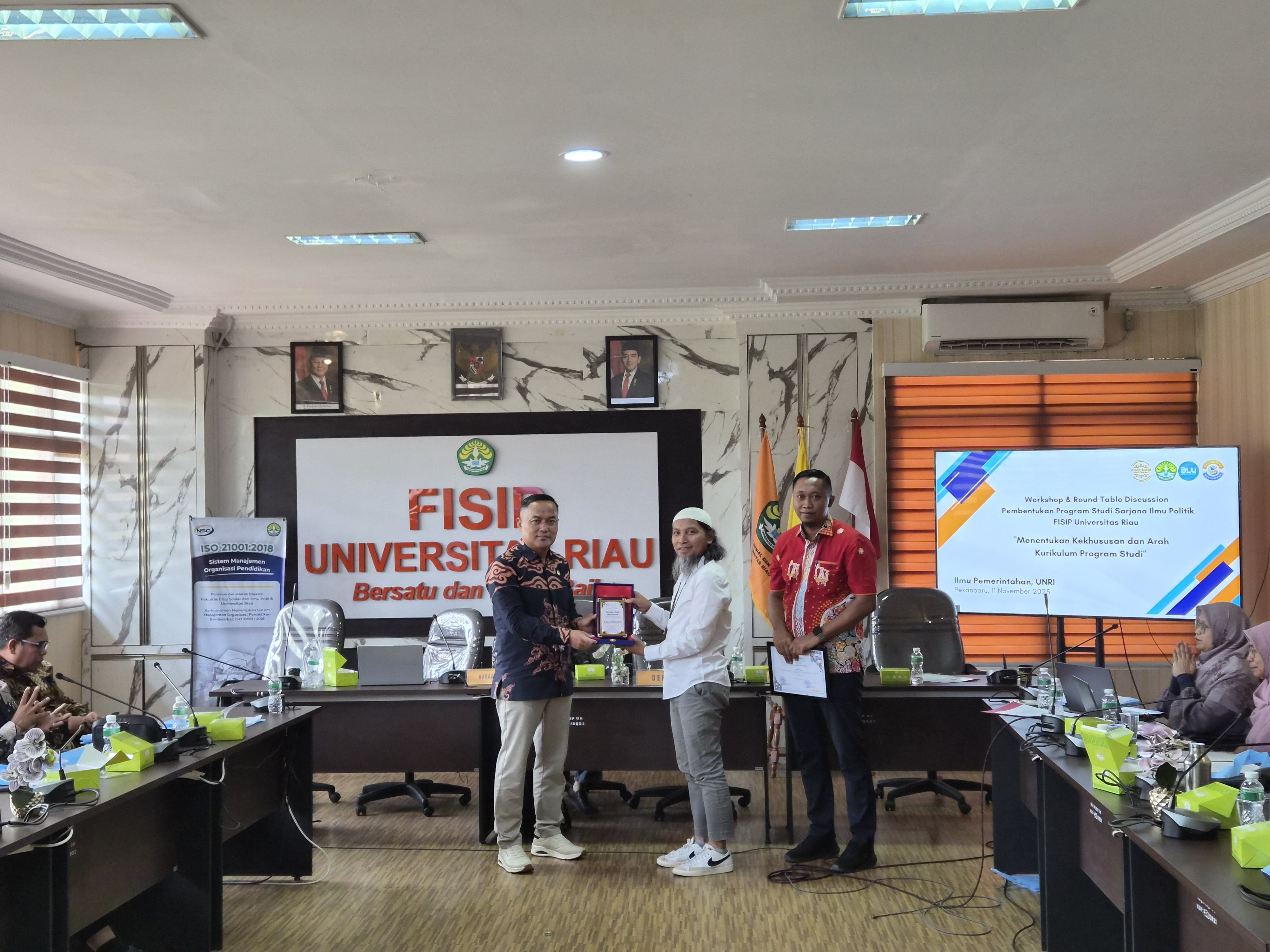 Wujudkan Prodi Ilmu Politik, FISIP UNRI Libatkan Stakeholder Riau dalam Workshop & Roundtable Discussion