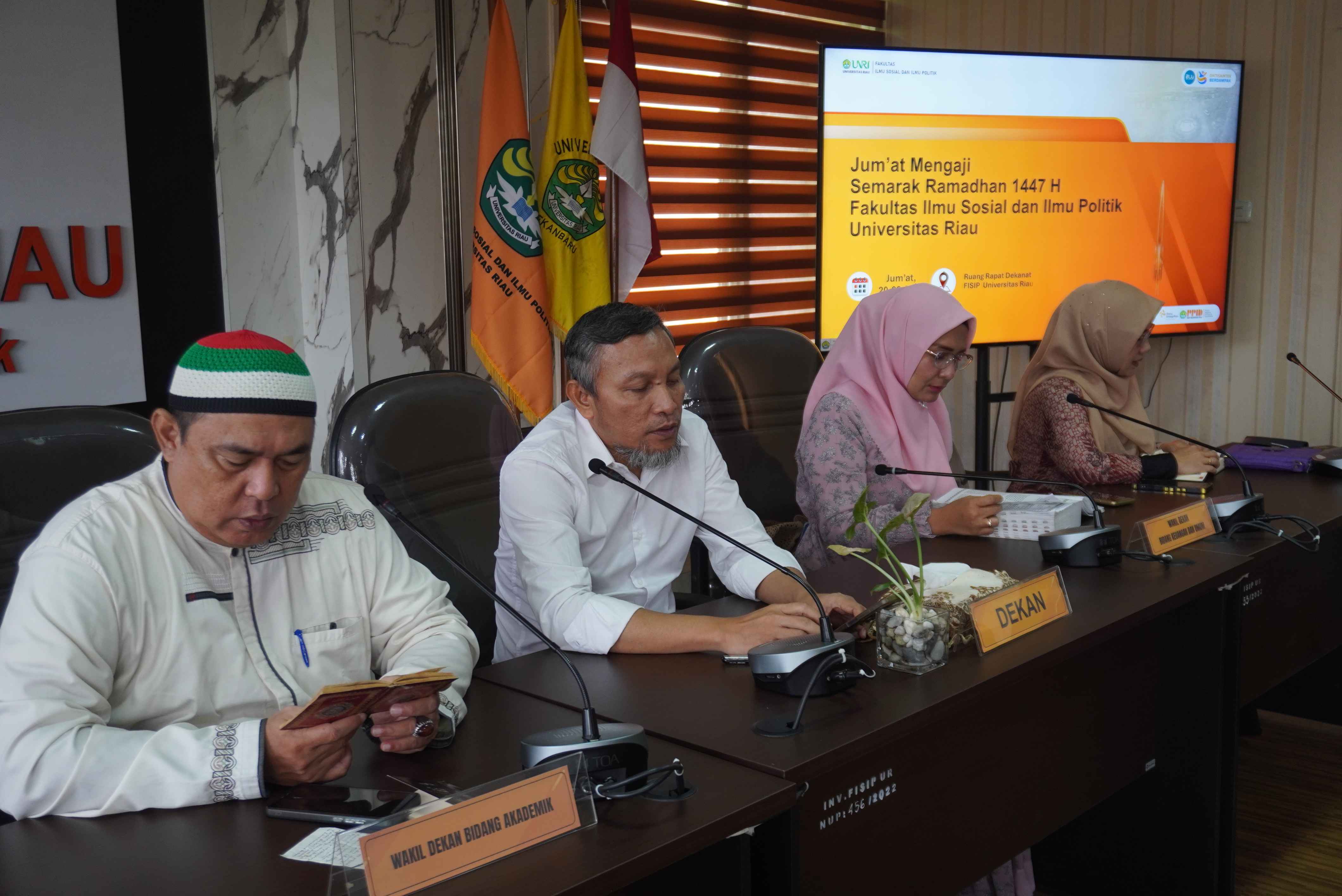 Perkuat Nilai Spiritual dan Kebersamaan, FISIP UNRI Gelar Program Jumat Mengaji Ramadhan 1447 H