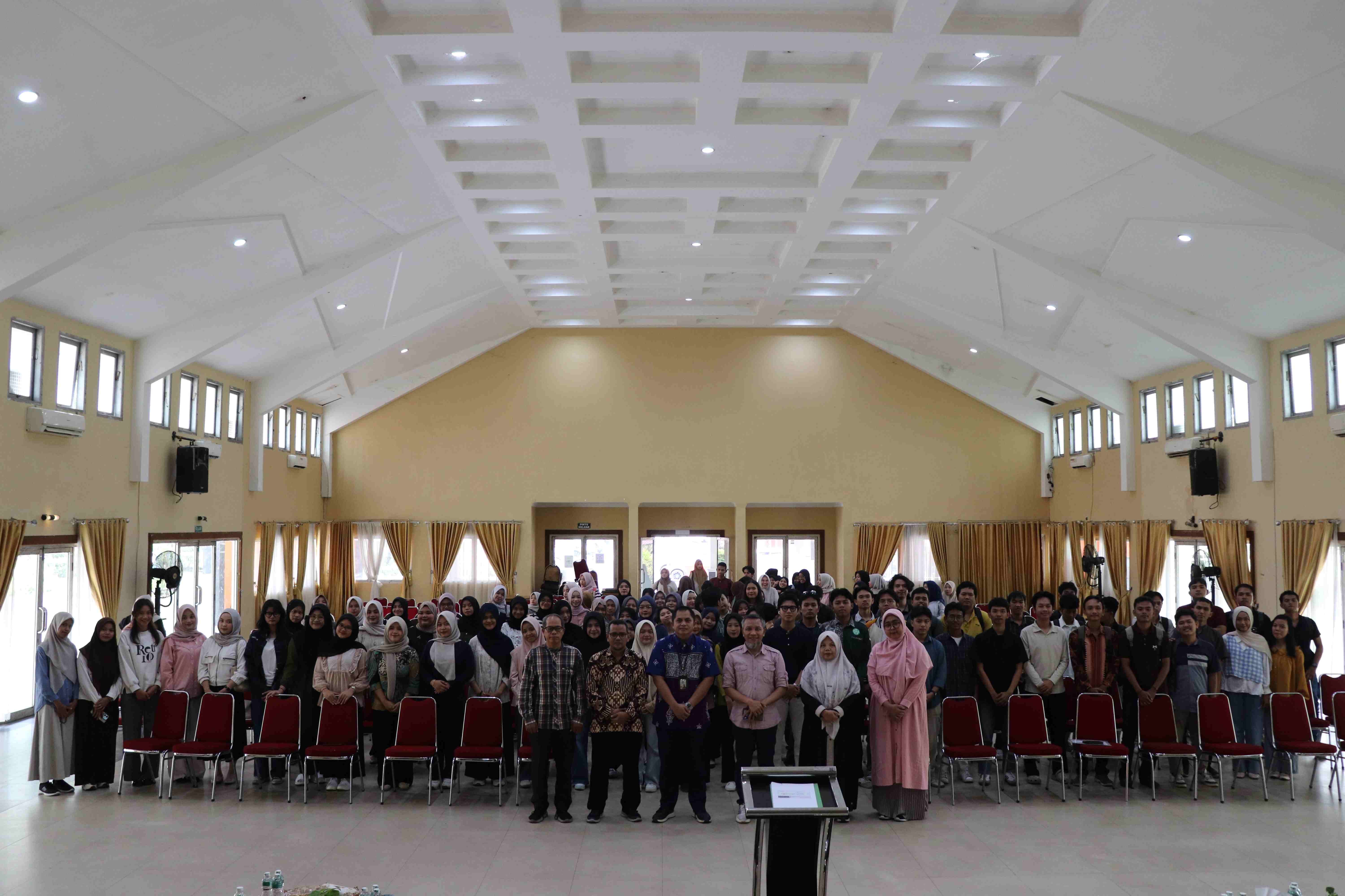 Accelerating Pathways to a Master’s Degree, FISIP UNRI Holds Fast Track Program Socialization
