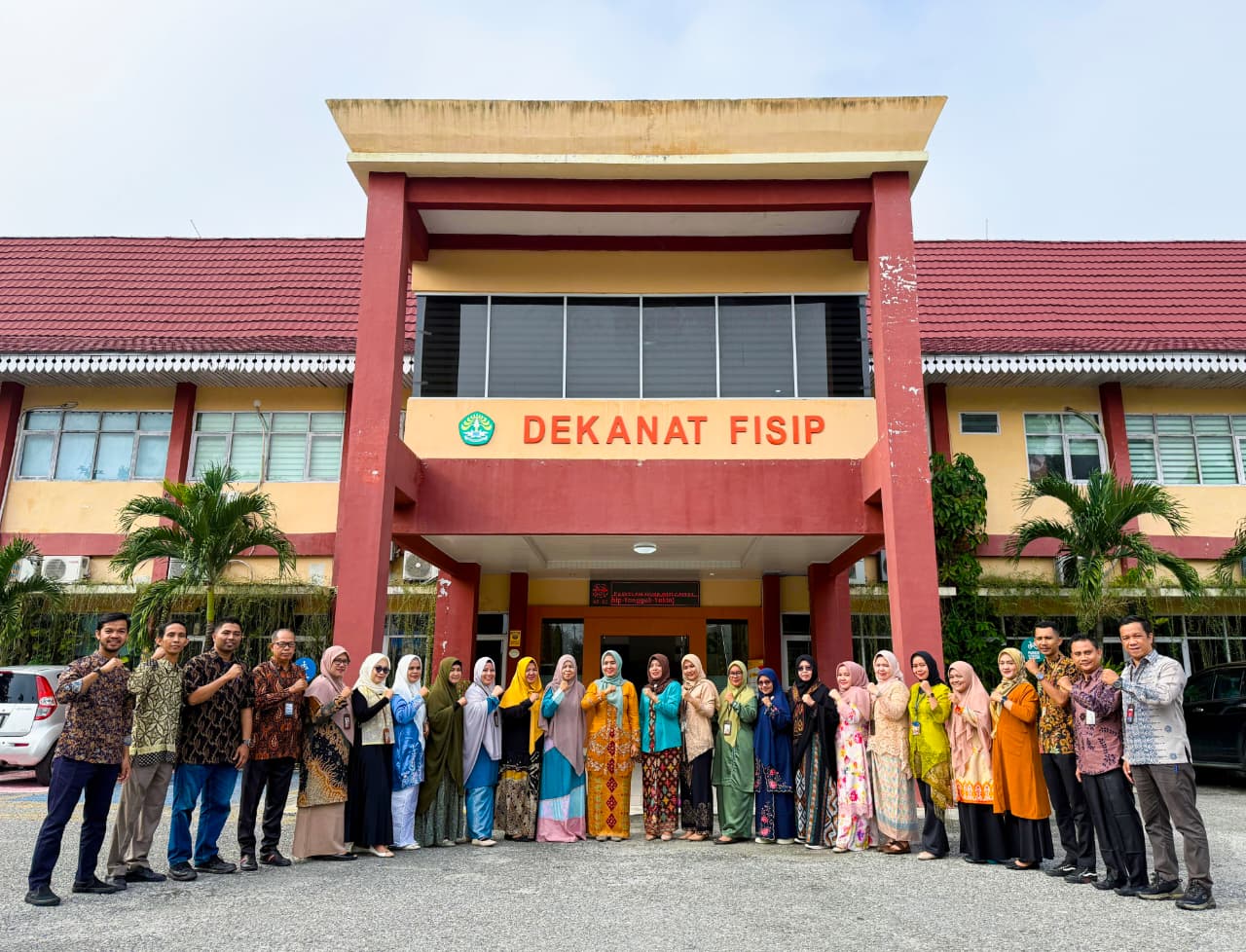 Semarakkan Hari Kartini, FISIP UNRI Teguhkan Semangat Perempuan Berdaya dan Berprestasi