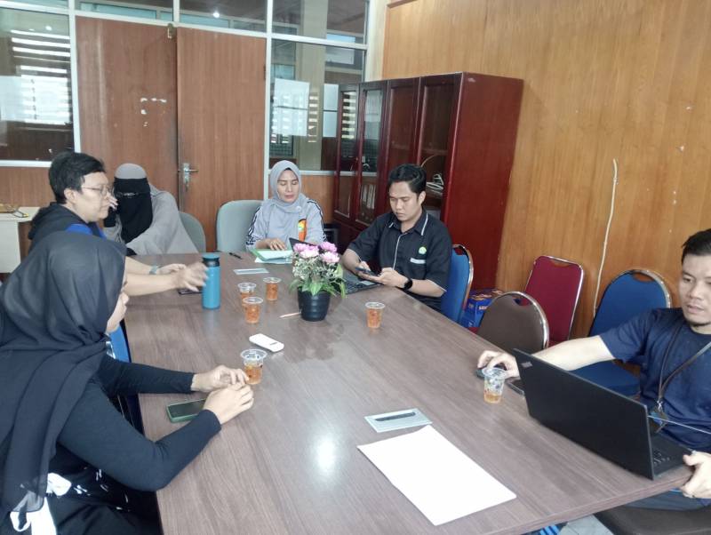 Perkuat Tata Kelola Informasi Digital, Jurusan Ilmu Administrasi FISIP UNRI Gelar Monitoring Website dan Media Sosial