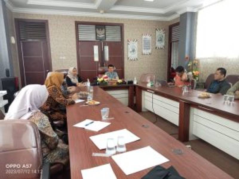 Kunjungan WD II Dr. Mayarni, S.Sos.,M.Si dalam Kegiatan Penjajakan Kerjasama Bimbingan Konseling dan Magang MBKM