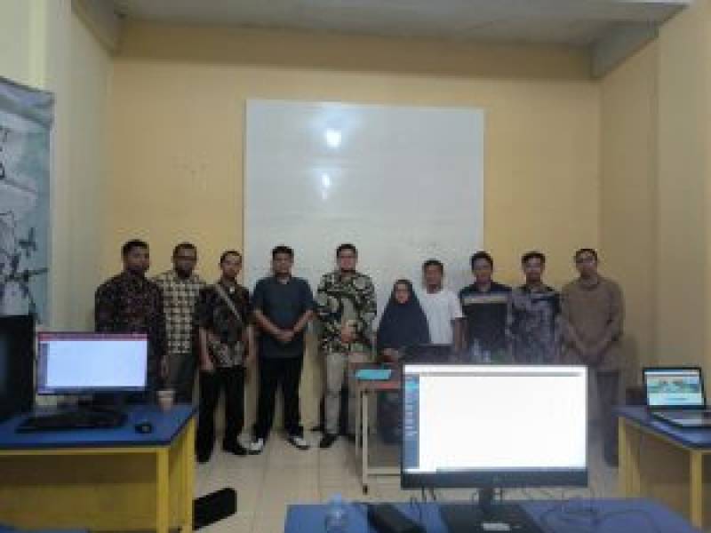 Perkuat Sistem Layanan informasi,  FISIP Universitas Riau Adakan Pelatihan Pengelolaan Website Dan Penulisan Berita untuk Operator