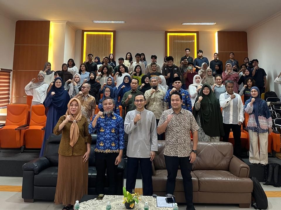 Perluas Perspektif Media Relations di Era Digital, FISIP UNRI Hadirkan Prof. Yahya USIM dan Tandatangani IA