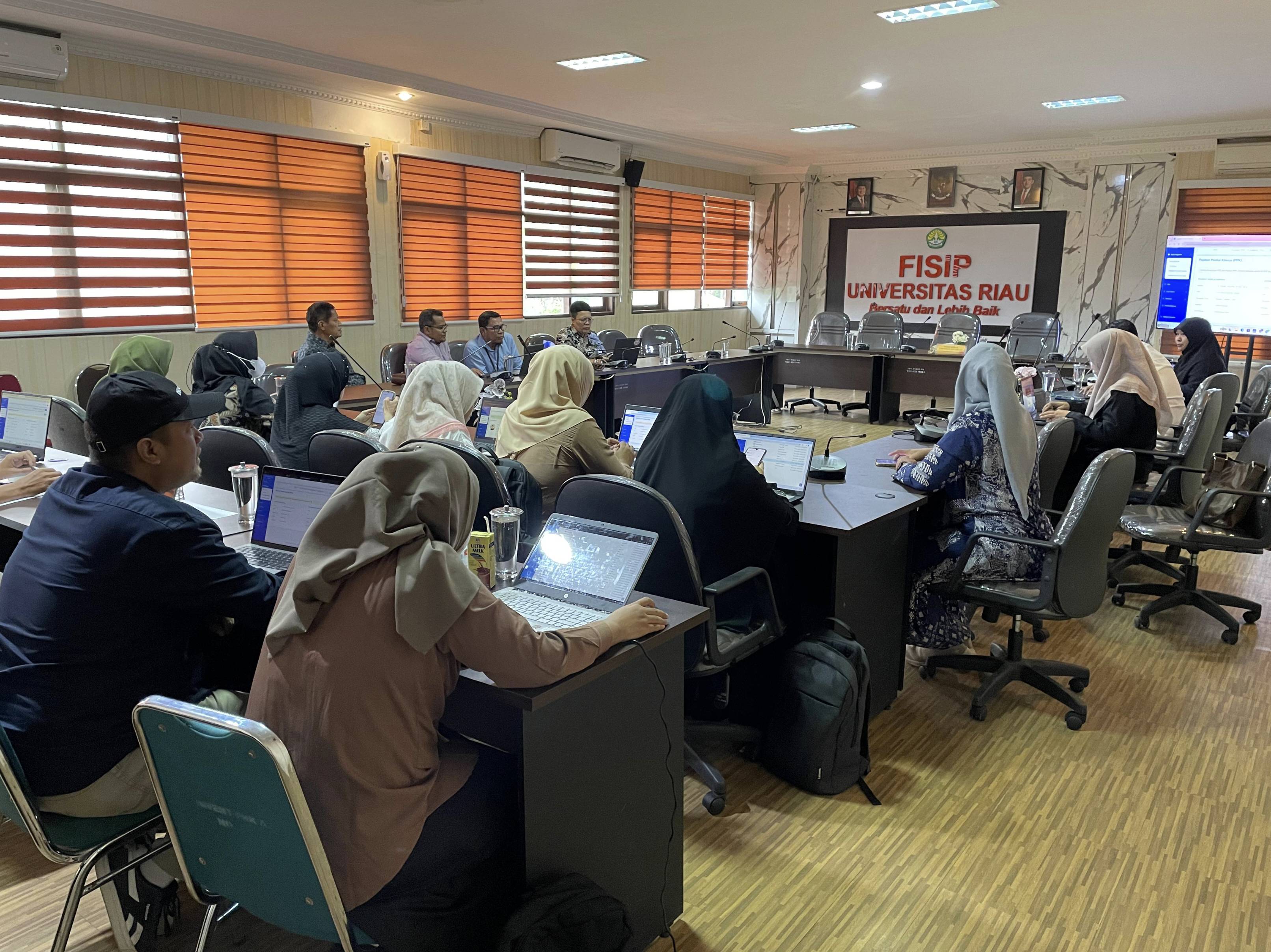 Jurusan Ilmu Administrasi FISIP Universitas Riau Taja Pendampingan Pengisian E-SKP