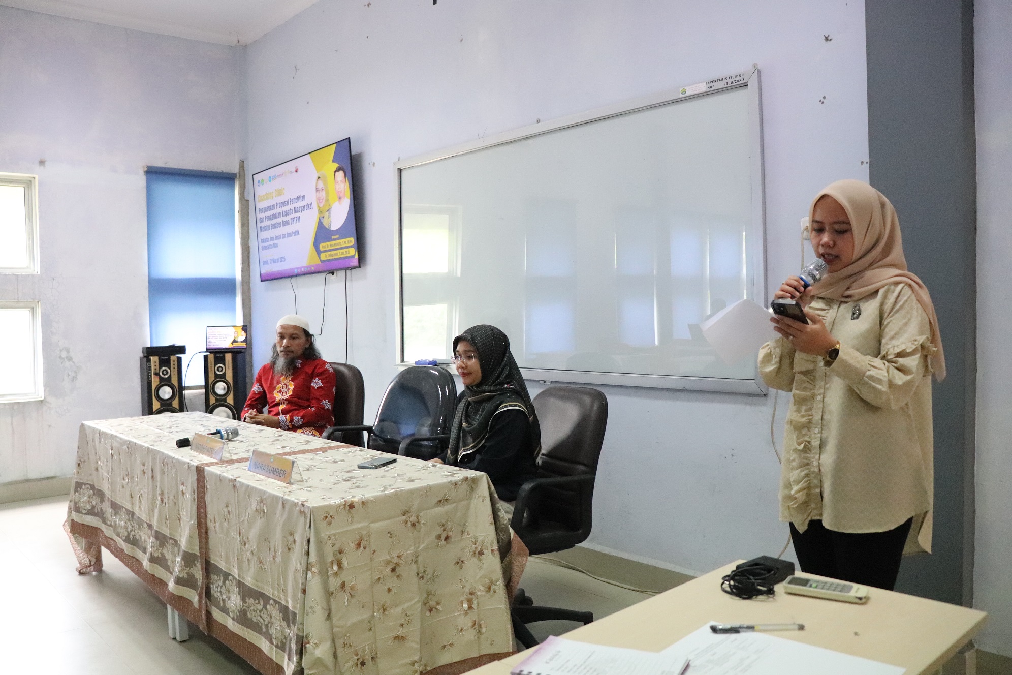 FISIP Universitas Riau Gelar Coaching Clinic Penyusunan Proposal Penelitian dan Pengabdian kepada Masyarakat