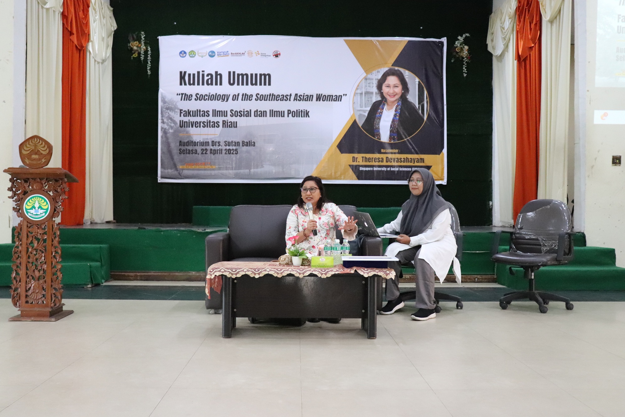 FISIP UNRI Tingkatkan Perspektif Gender dan Sosial: Kuliah Umum Bersama Akademisi Dunia