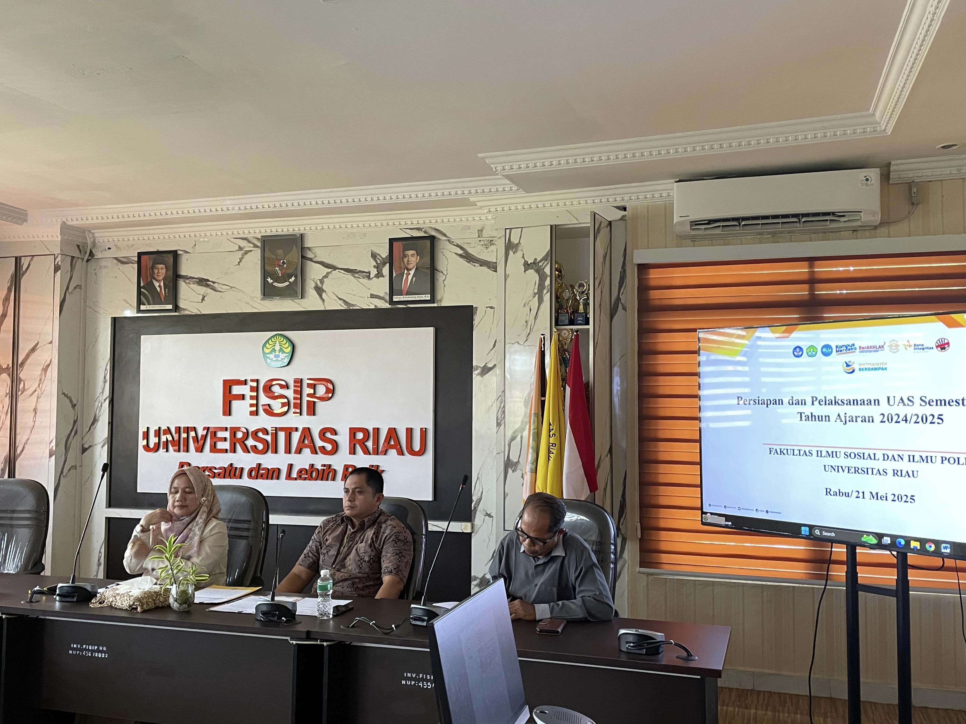 FISIP UNRI Gelar Rapat Persiapan UAS Genap TA 2024/2025: Komitmen Tingkatkan Layanan Akademik dan Penjaminan Mutu