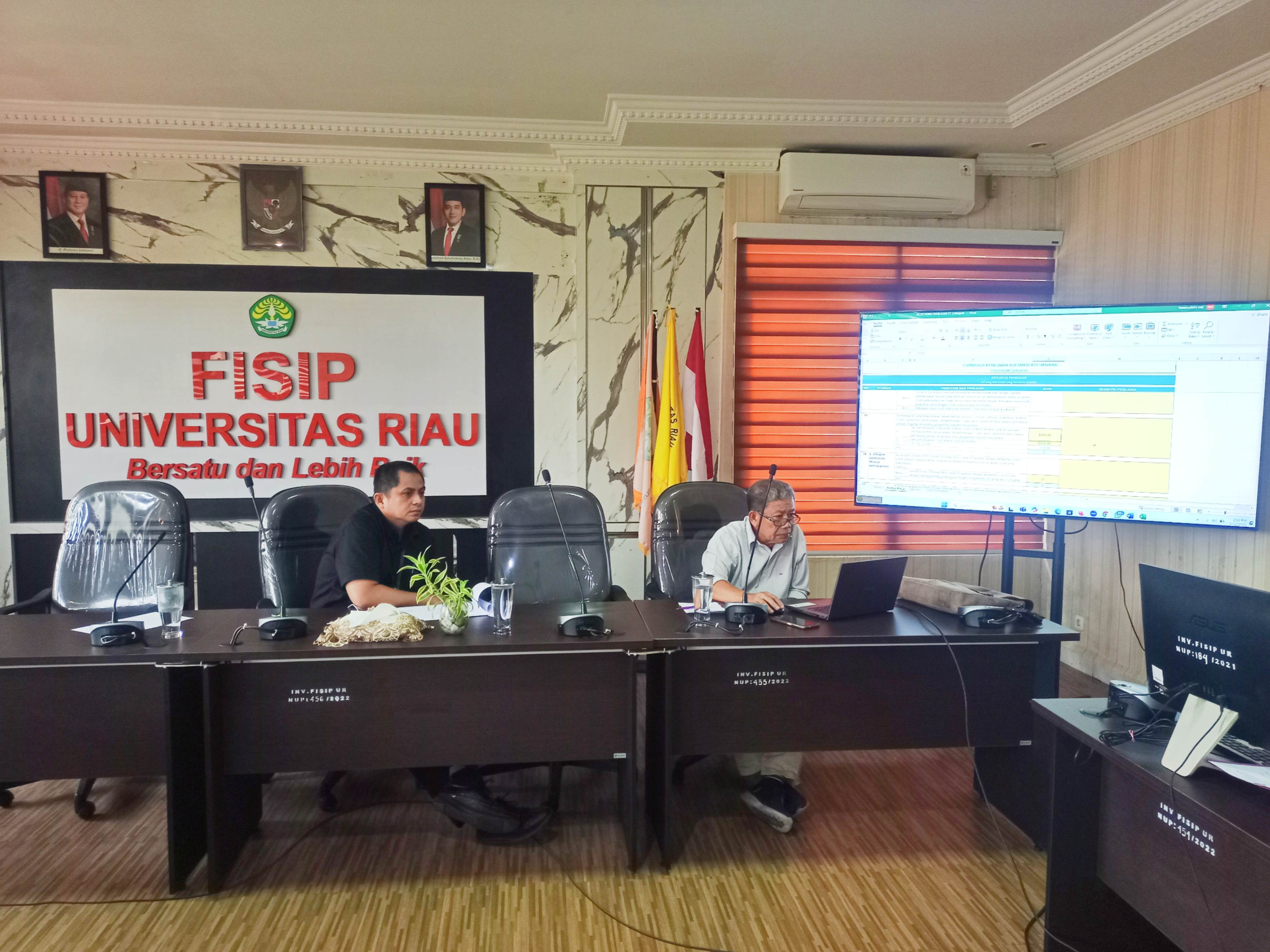 Review Borang Field Evaluation Document (FED) Prodi Administrasi Bisnis: FISIP UNRI Perkuat Langkah Menuju Akreditasi Unggul