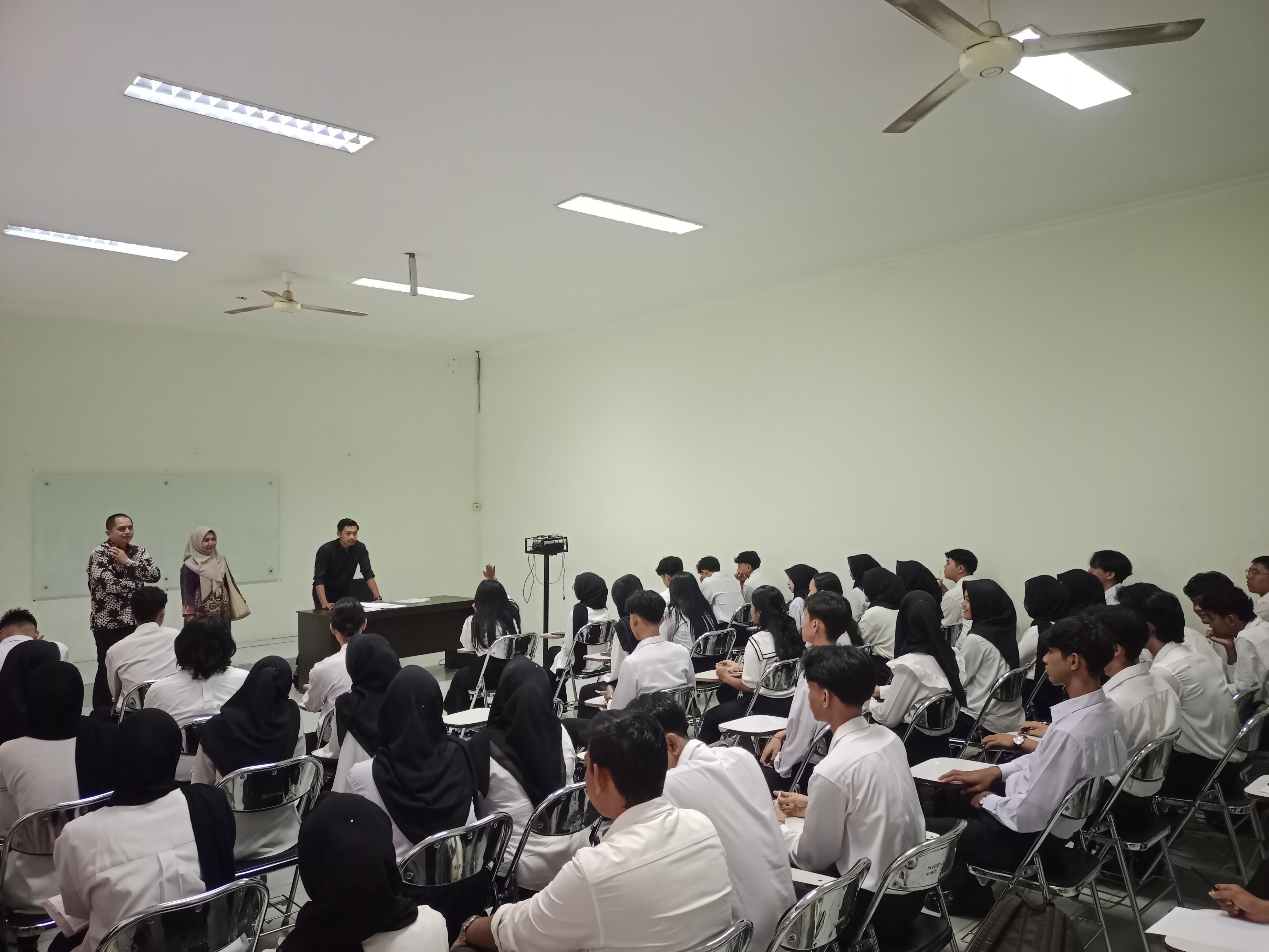 Pastikan UAS Semester Genap T.A 2024/2025 Berjalan Lancar, FISIP Prioritaskan Inklusi dengan Sarapan Gratis