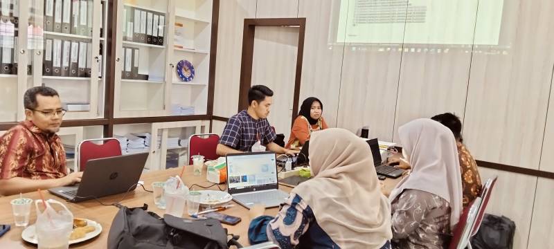 Finalisasi Borang Instrumen Suplemen Konversi (ISK) Prodi Administrasi Publik FISIP Universitas Riau