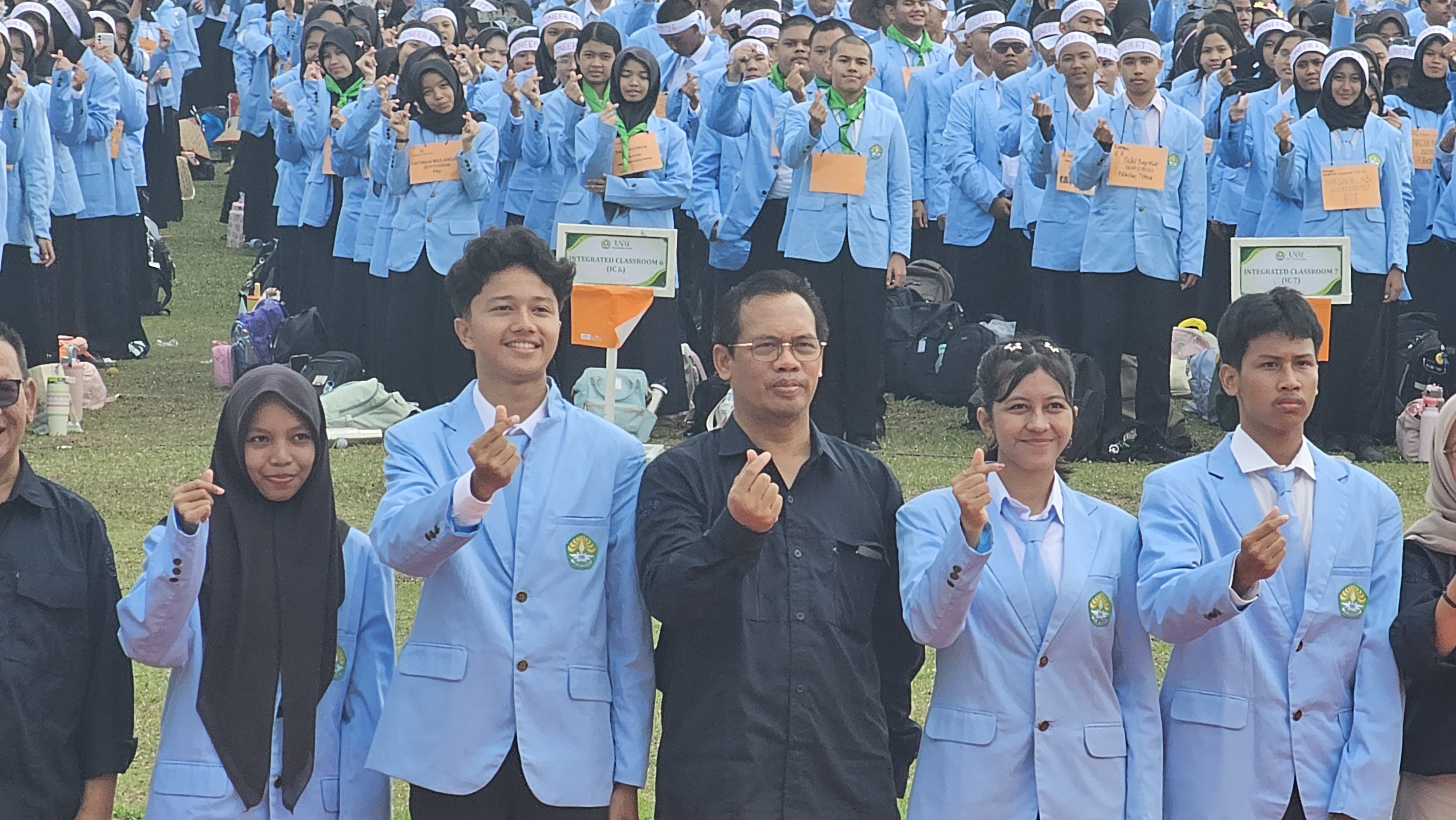 PKKMB Universitas Riau 2026 Resmi Dimulai, Mahasiswa Baru FMIPA Ikuti Hari Pertama dengan Antusias