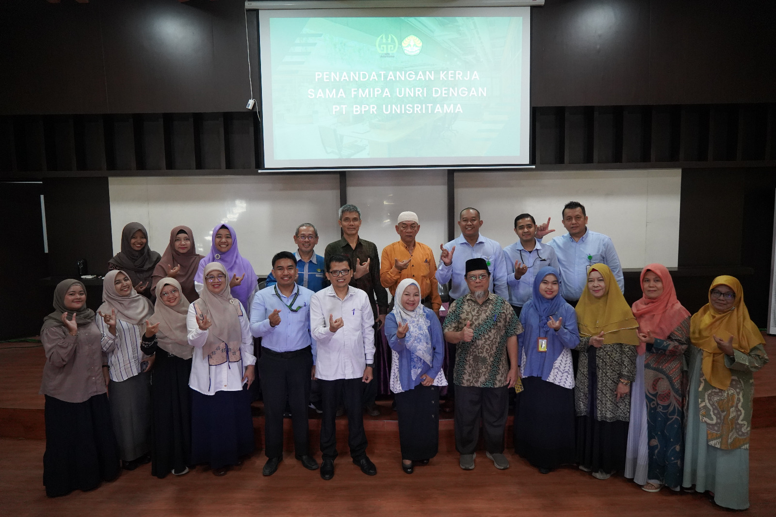 Penandatanganan Kerjasama FMIPA UNRI dengan PT BPR UNISRITRAMA