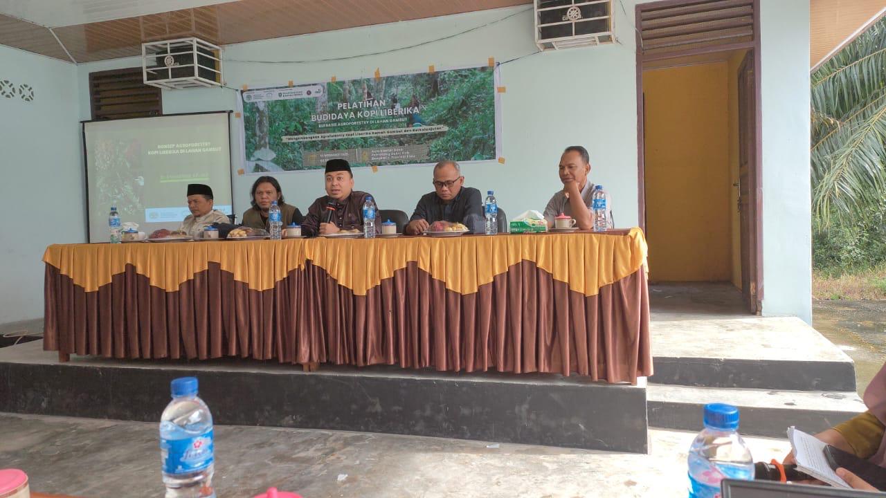 Pelatihan Budidaya Kopi Liberika Berbasis Agroforestry Digelar di Desa Pematang Duku