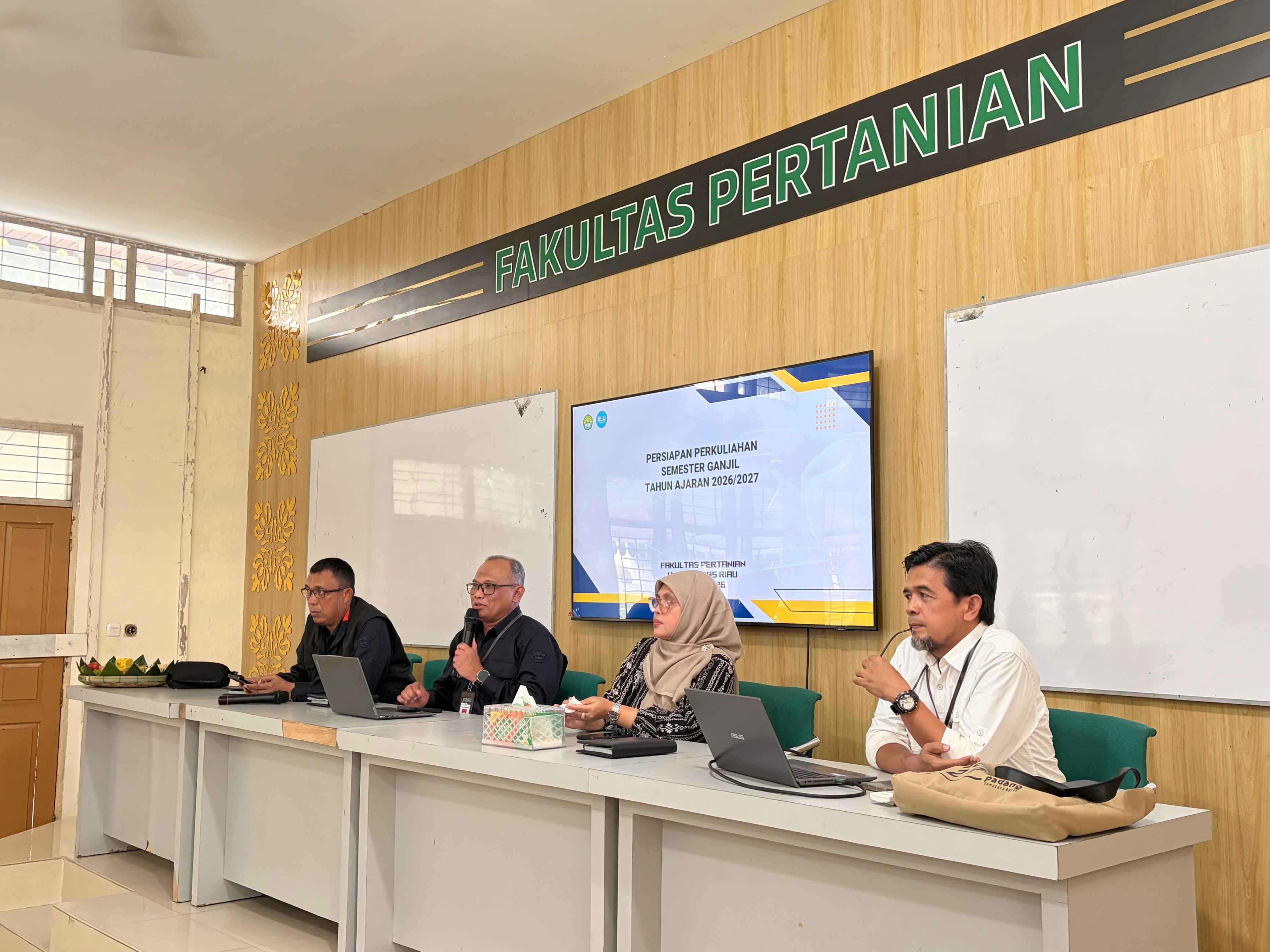 FP UNRI Gelar Rapat Akademik Awal Semester Ganjil TA 2026/2027, Dirangkaikan dengan Syukuran Milad ke-35