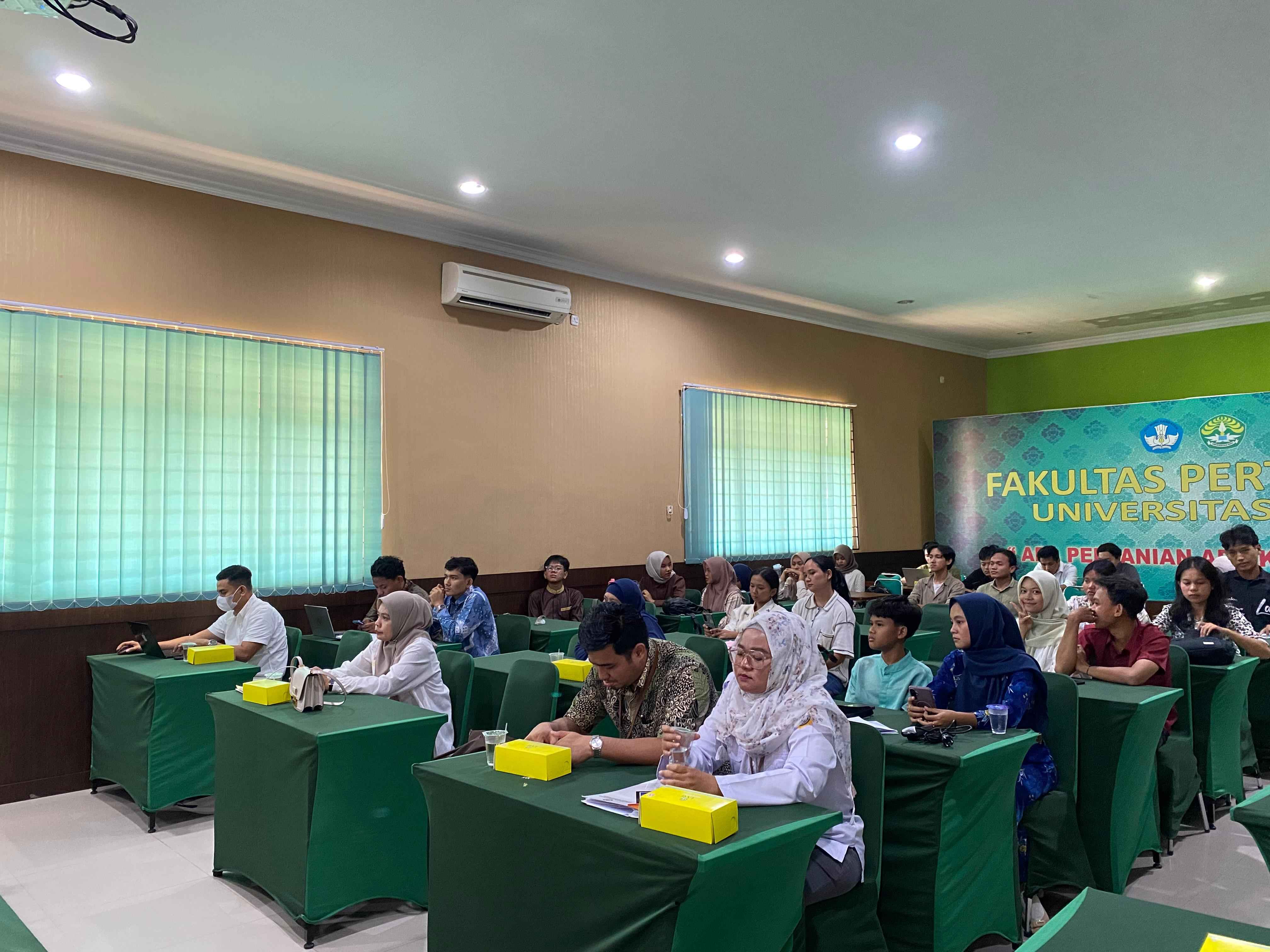 FP UNRI Gelar Kuliah Umum dan Penandatanganan Kerja Sama dengan Politani Payakumbuh