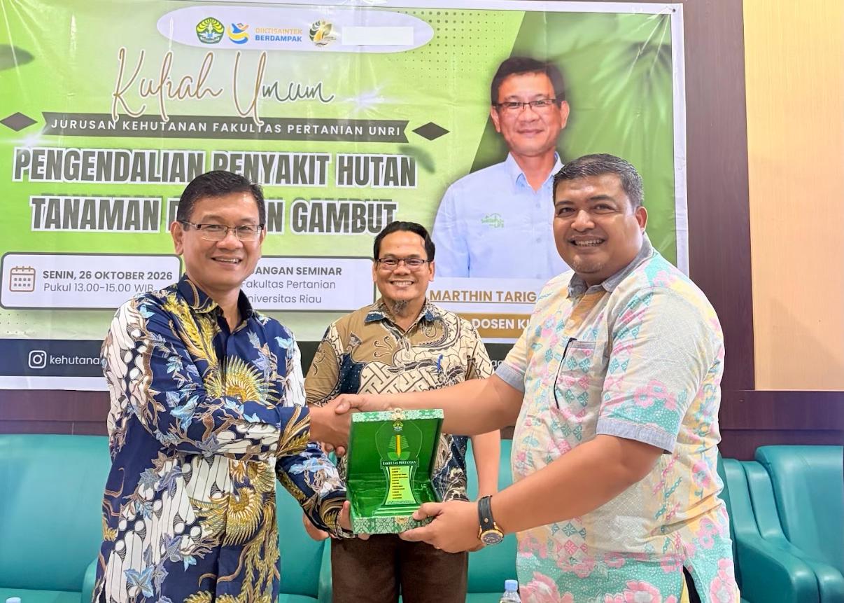 Mahasiswa Kehutanan UNRI Dalami Pengendalian Penyakit Hutan Tanaman di Lahan Gambut