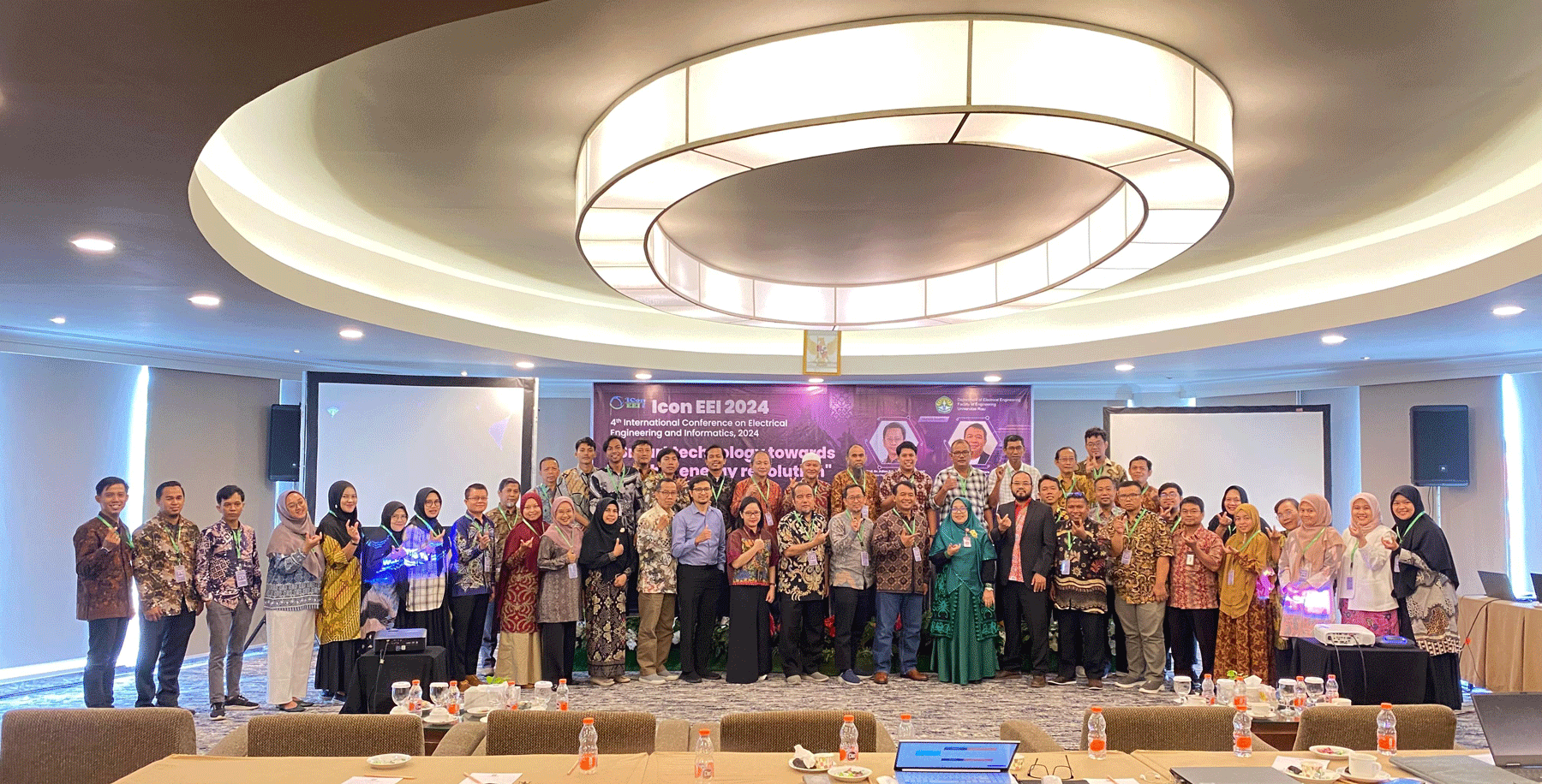 Jurusan Teknik Elektro FT UNRI Berhasil Menggelar The 4th ICon EEI 2024