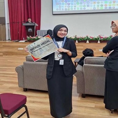 Kemenangan Syahrini Syafitri merebut Bronze Medal 3rd Internasional Youth Summit, Malaysia