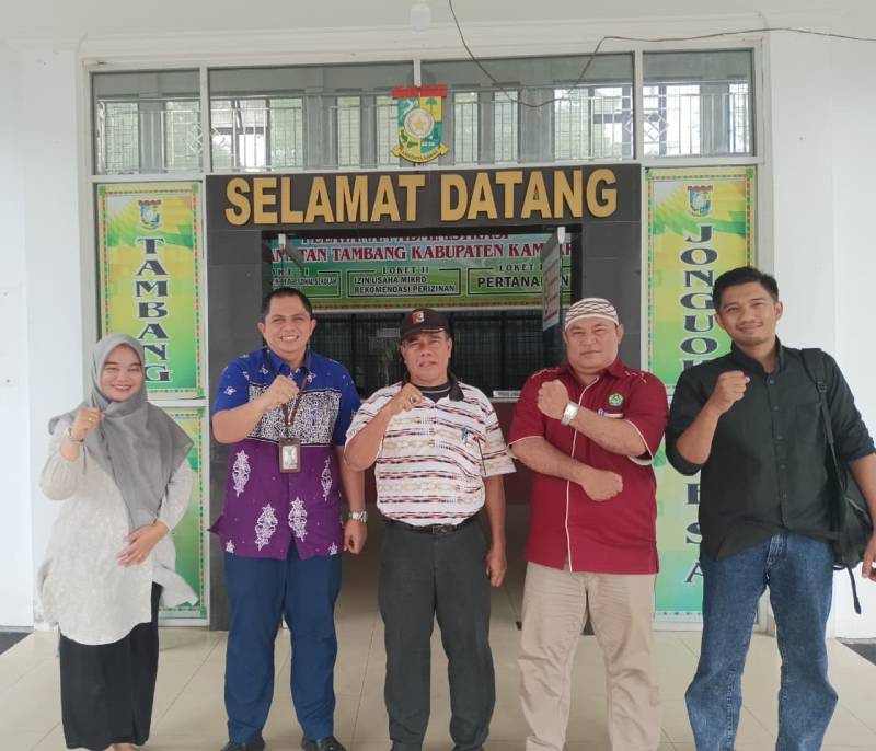 Dosen Ilmu Pemerintahan UNRI Melaksanakan Pengabdian Sosialisasi Kebijakan Inklusif melalui Koperasi Desa Merah Putih