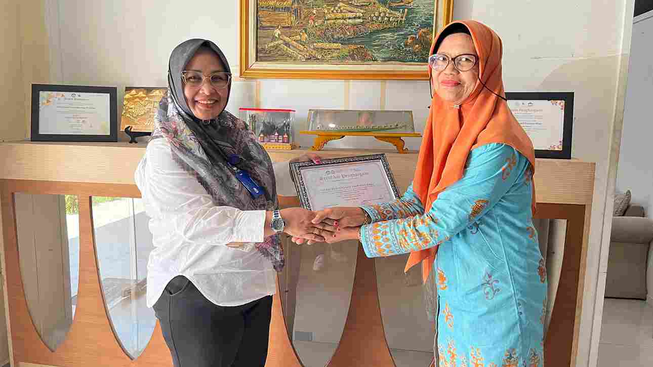 Akhiri Magang Dengan Apresiasi, Jurusan Ilmu Pemerintahan UNRI Perkuat Kerja Sama Lewat Penyerahan Sertifikat Dan Penandatanganan Implemetation Of Agreemant (IA)