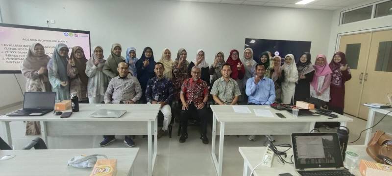 Perkuat Implementasi Kurikulum, Prodi S1 Keperawatan UNRI Gelar Workshop Evaluasi dan Penyusunan RPS