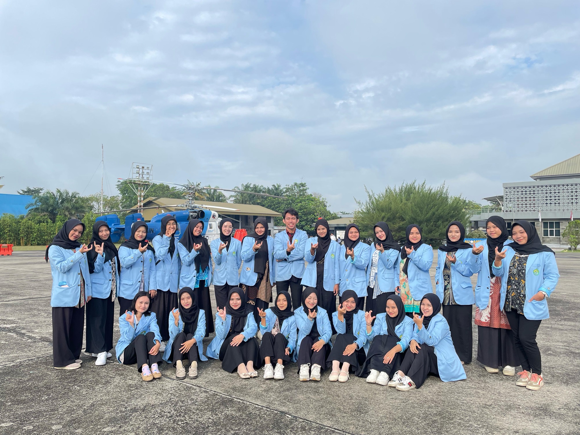 Mahasiswa Fakultas Keperawatan UNRI Ikuti Apel Kesiapsiagaan Karhutla Nasional di Lanud Roesmin Nurjadin