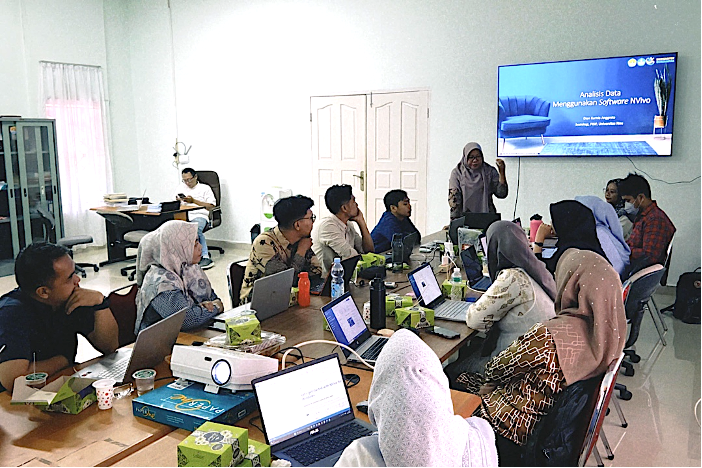 Pelatihan Dasar Penggunaan NVivo Untuk Analisis Data Kualitatif