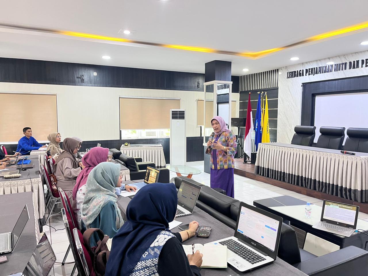 Pelatihan Peningkatan Keterampilan Dasar Teknik Instruksional PEKERTI Tahap II