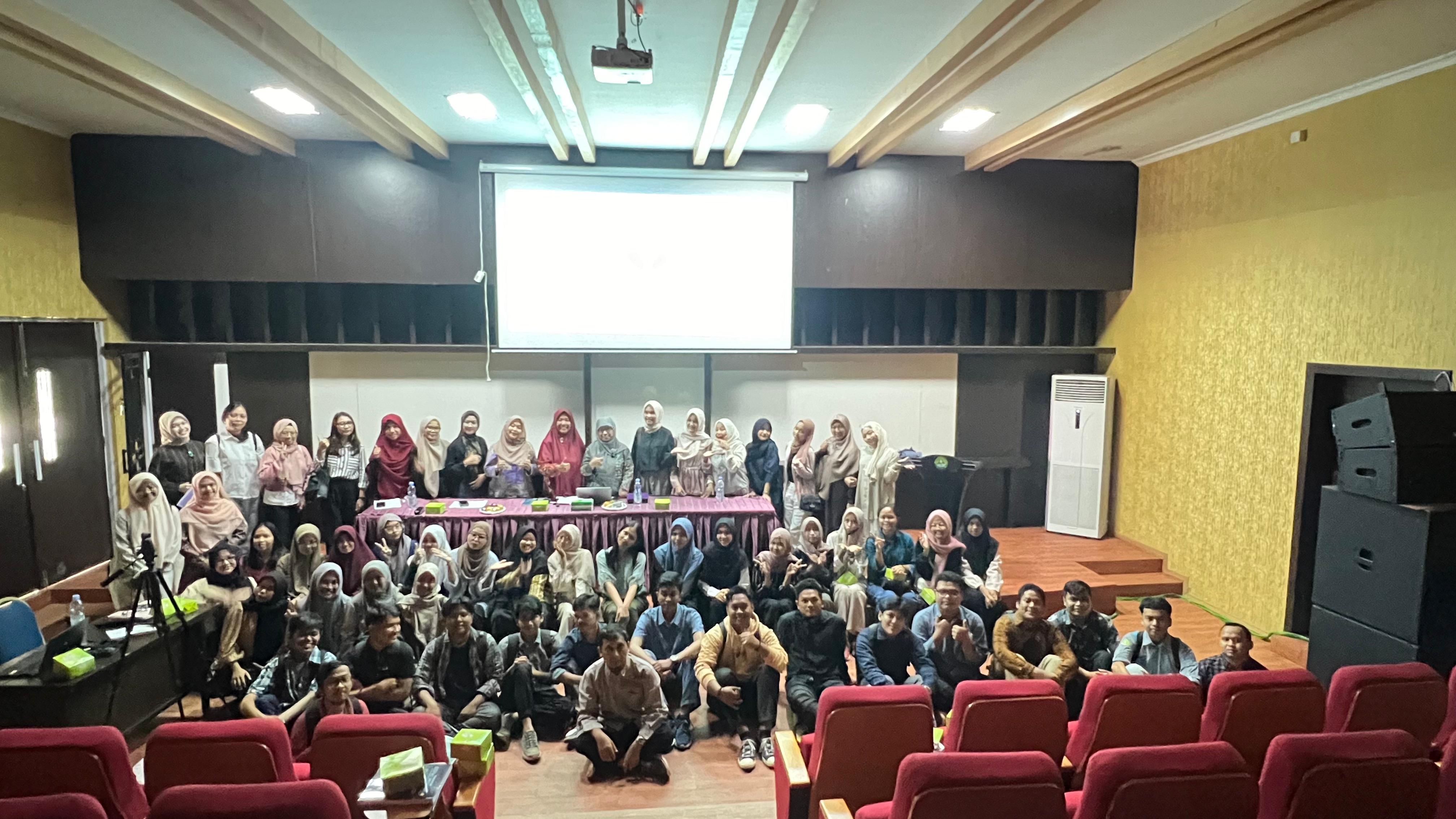 Prodi S2 Matematika Gelar Kuliah Umum Bertemakan Pemodelan Stokastik