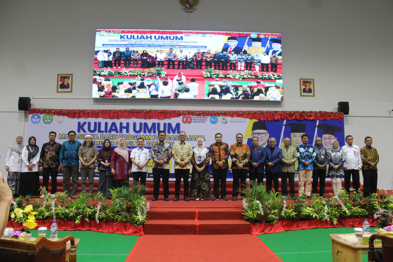 Pascasarjana Universitas Riau Sambut Mahasiswa Baru dengan Kuliah Umum Bersama Dirjen Dikti