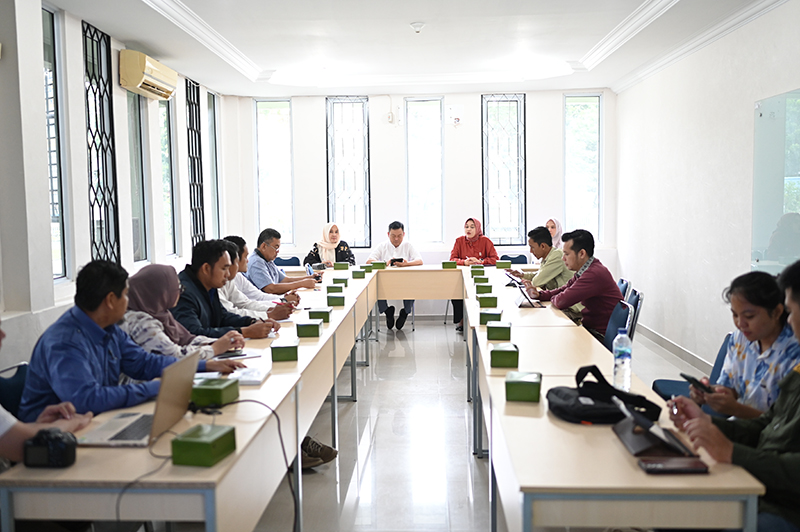 Penilaian Monitoring dan Evaluasi terhadap PPID Pascasarjana Universitas Riau