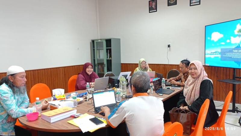 Sinergi dan Komitmen untuk Akreditasi: Persiapan Visitasi Program Doktoral Administrasi Publik FISIP Universitas Riau