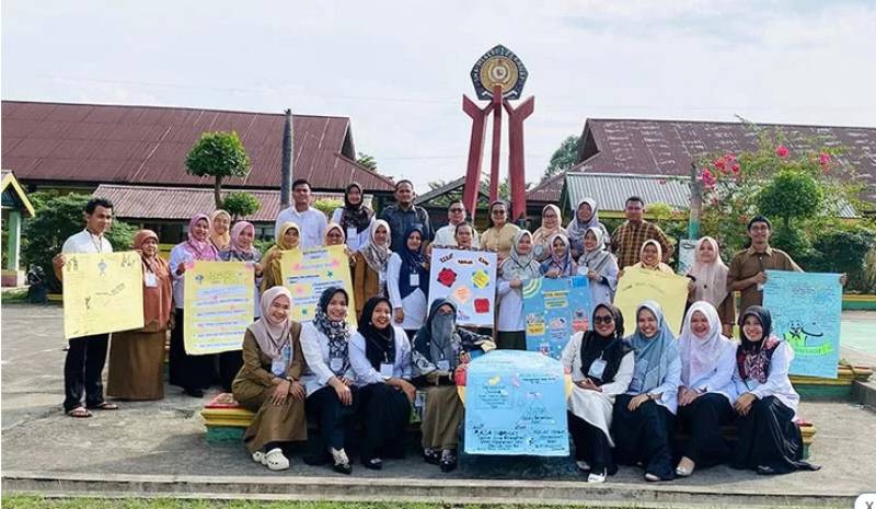 SMAN 1 Peranap Workshop Budaya Disiplin Positif untuk Mengembangkan Karakter Siswa