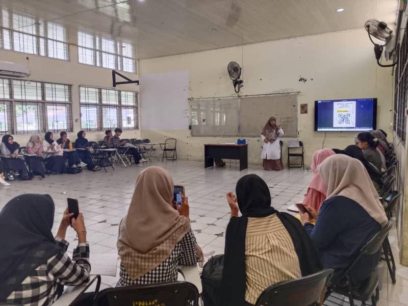 Kegiatan sosialisasi "Mental Health Digital Starter Kit" yang diselenggarakan bagi mahasiswa Program Studi PGSD FKIP Universitas Riau