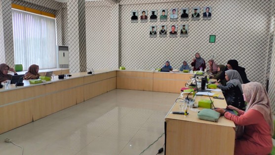 Prodi S1 Akuntansi FEB UNRI Perkuat Finalisasi Borang Akreditasi melalui Rapat Rutin