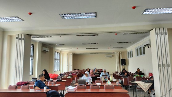 Prodi S1 Akuntansi FEB UNRI Perkuat Finalisasi Borang Akreditasi melalui Rapat Rutin