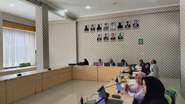 Tim Akreditasi Program Studi S1 Akuntansi Gelar Rapat Finalisasi Dokumen Akreditasi