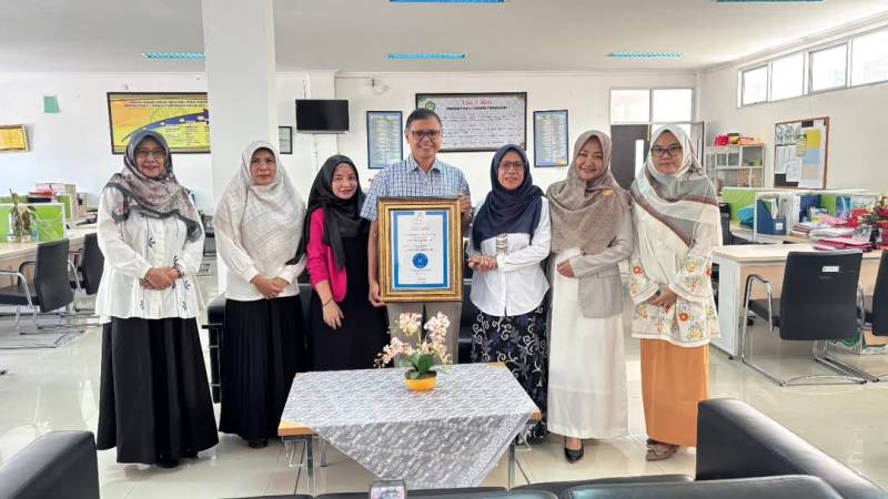 PRODI S-1 EKONOMI PEMBANGUNAN JURUSAN ILMU EKONOMI UNIVERSITAS RIAU RAIH AKREDITASI INTERNASIONAL FIBAA