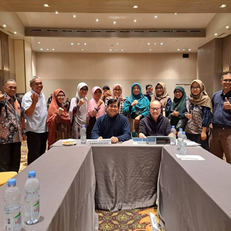 PRODI EKONOMI PEMBANGUNAN UNRI RAIH HIBAH PKKM 2024 UNTUK PENINGKATAN KOMPETENSI INTERNASIONAL