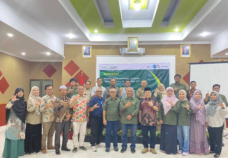 Workshop Penulisan Artikel Ilmiah, Pengembangan Jaringan Informasi, dan Tata Kelola Organisasi