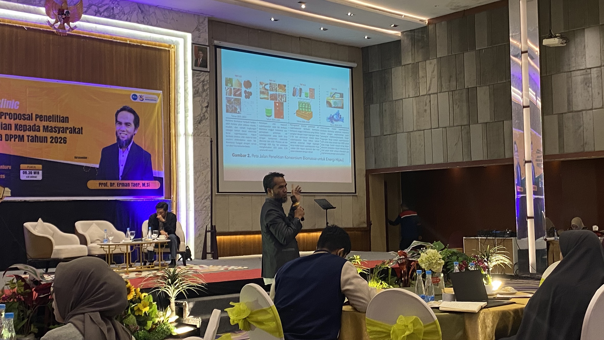Dosen Sosiologi FISIP Universitas Riau Ikuti Coaching Clinic Penyusunan Proposal Penelitian dan Pengabdian kepada Masyarakat