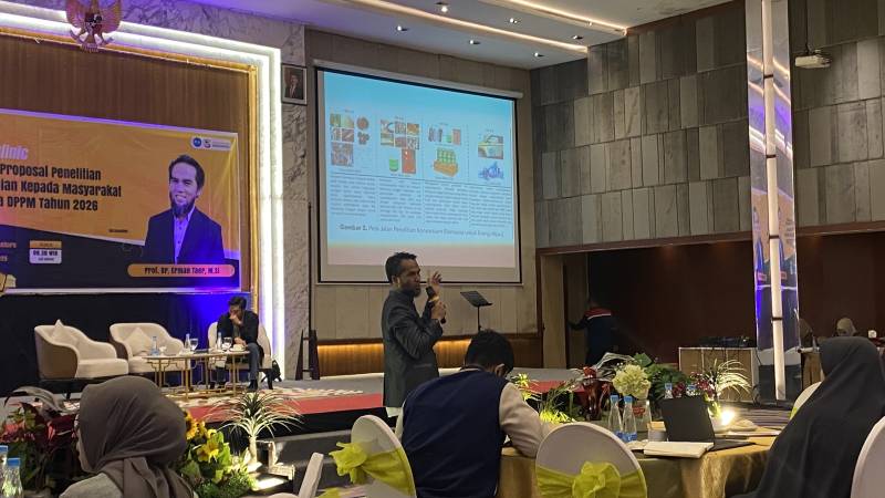Dosen Sosiologi FISIP Universitas Riau Ikuti Coaching Clinic Penyusunan Proposal Penelitian dan Pengabdian kepada Masyarakat
