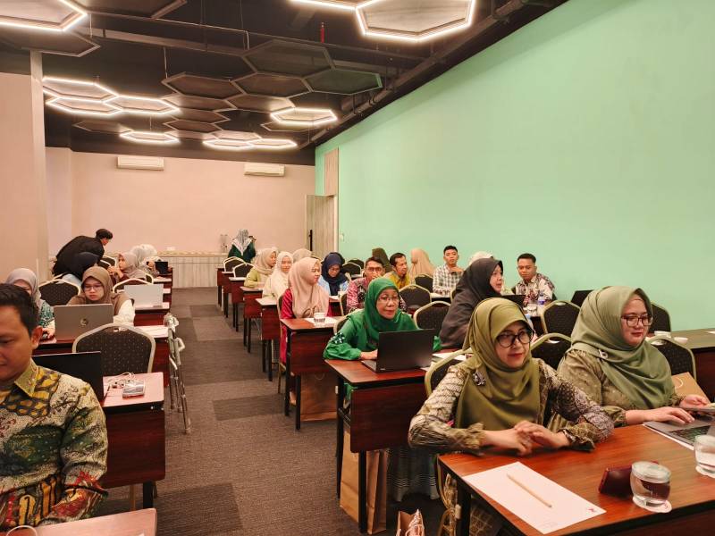 Focus Group Discussion Rekonstruksi Kurikulum Berbasis OBE Sesuai Permendikbudristek No. 53 Tahun 2023 Menuju Akreditasi Internasional