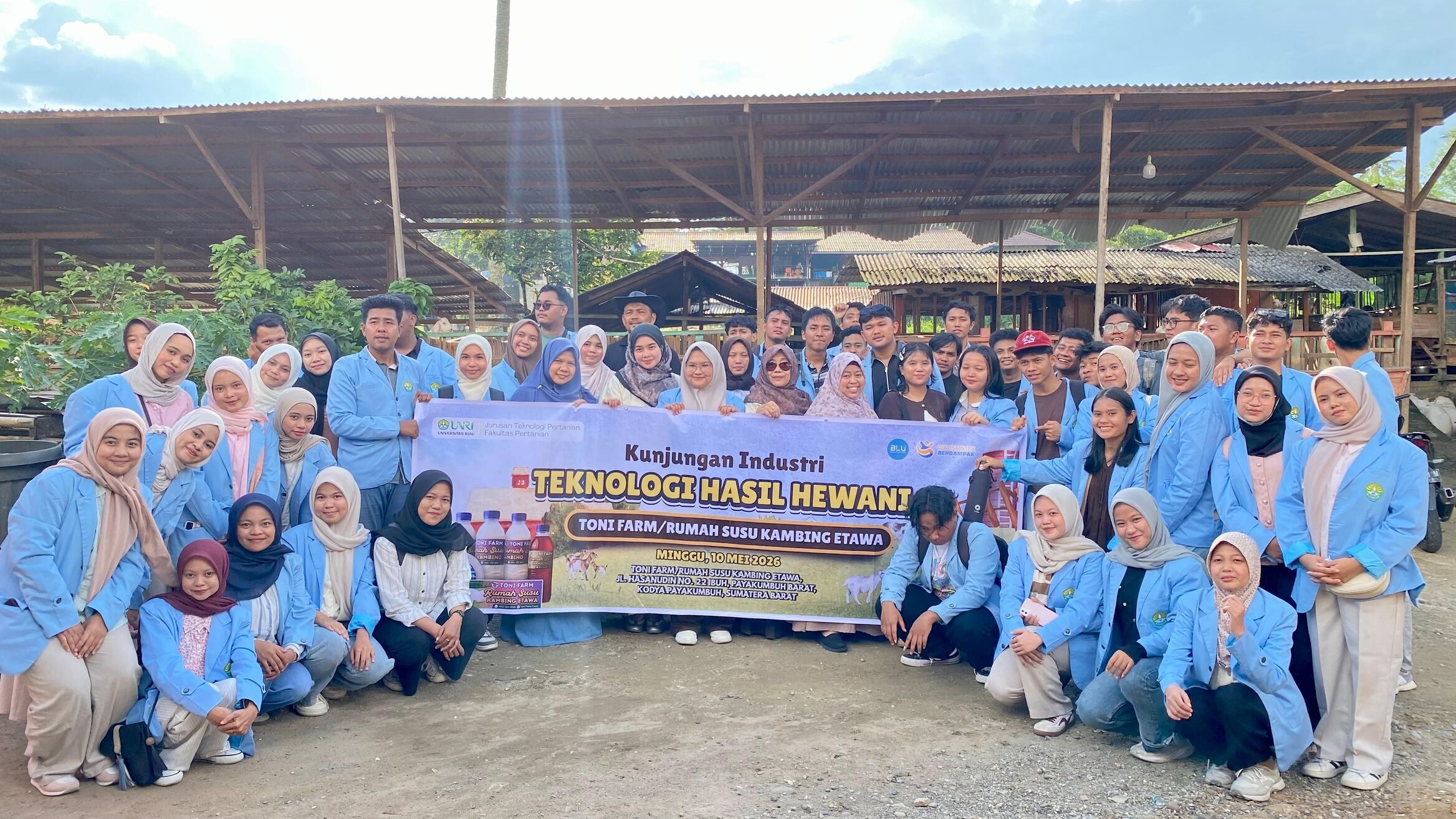 Jurusan Teknologi Pertanian Gelar Kunjungan Industri ke Tonifarm Payakumbuh  pada Mata Kuliah Teknologi Hasil Hewani